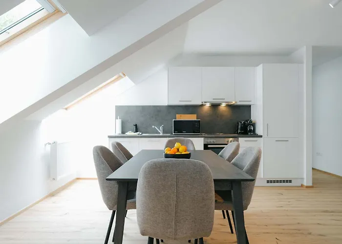 Modern 3br Perfect For 4-6 Metro Close To Naschmarkt Apartment