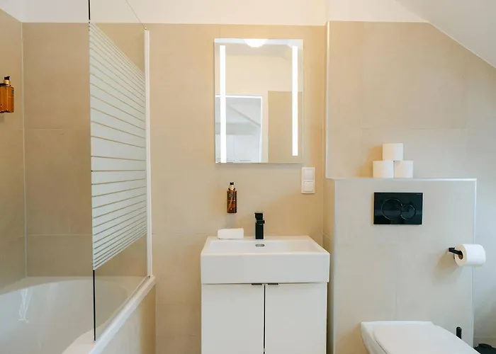 Modern 3br Perfect For 4-6 Metro Close To Naschmarkt * Vienna
